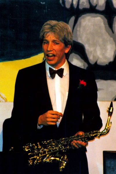 File:PT Utopia 1999.jpg